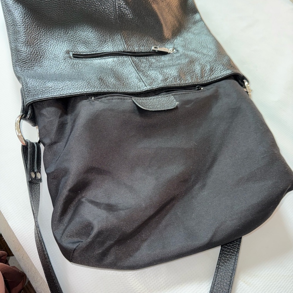 Borse in Pelle Soft Pebble Leather Black Crossbody Bag - Picture 12 of 14